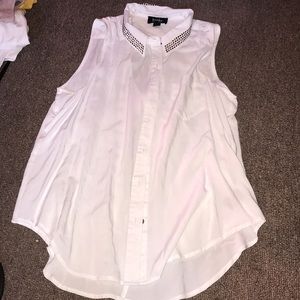 High low sleeve less white blouse